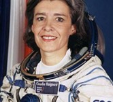 Claudie HAIGNERE
( Marraine 2005 )